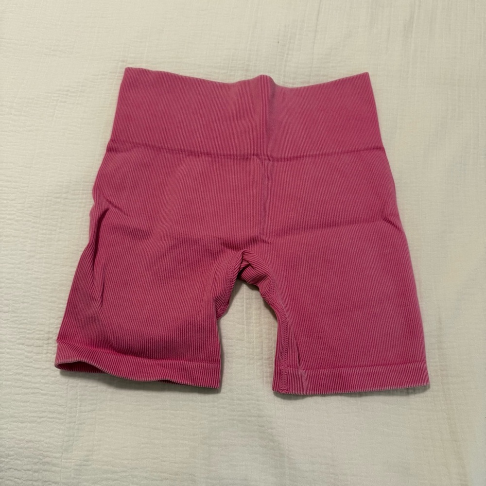 Ribbed Biker Shorts